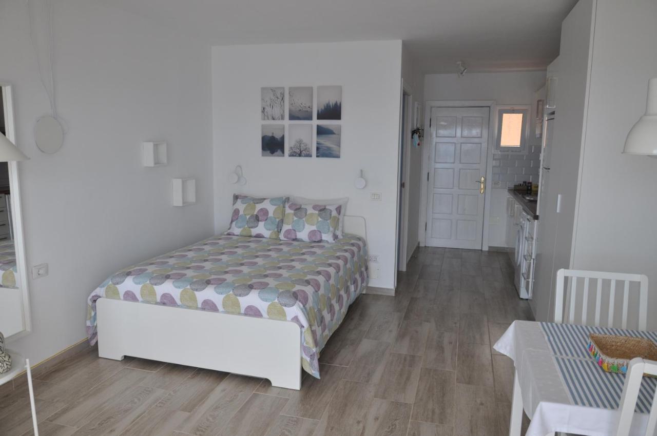 Bright Studio By The Sea Icod De Los Vinos Luaran gambar