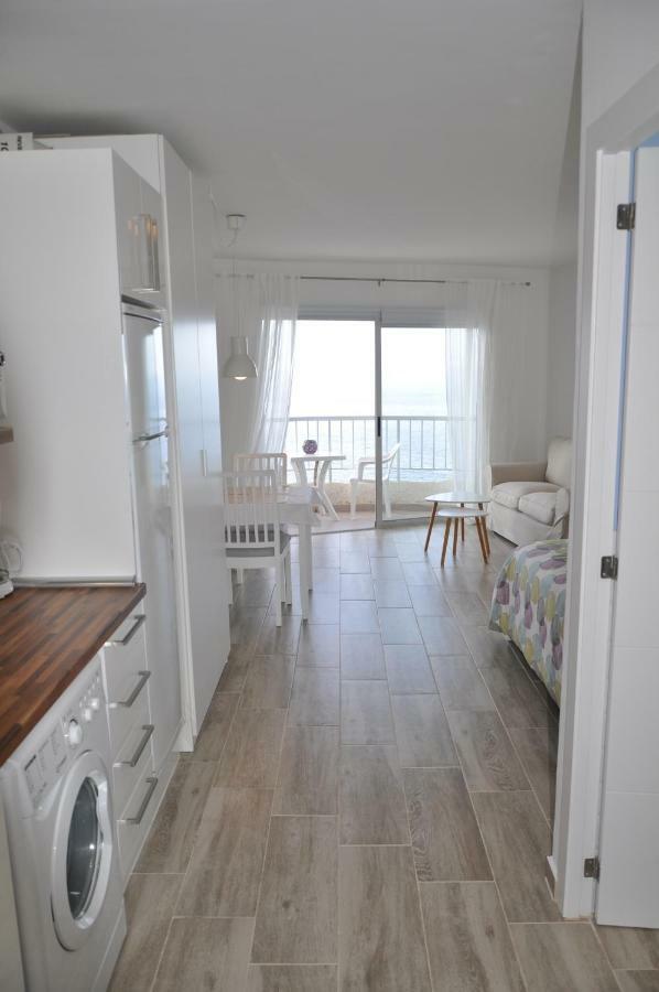Bright Studio By The Sea Icod De Los Vinos Luaran gambar