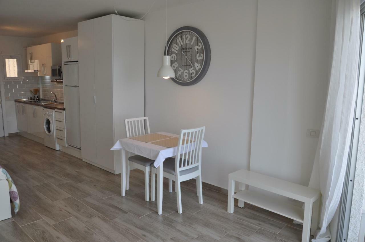 Bright Studio By The Sea Icod De Los Vinos Luaran gambar