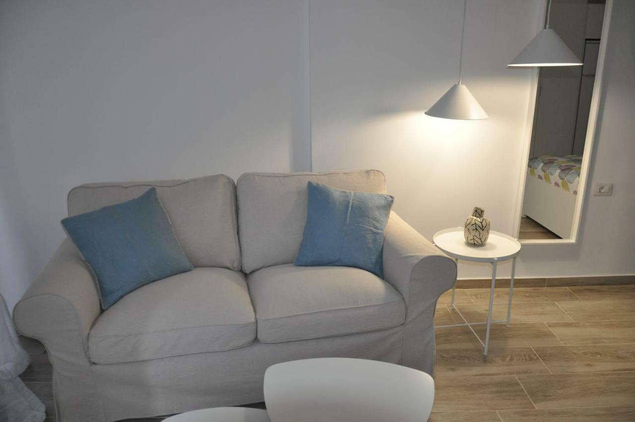 Bright Studio By The Sea Icod De Los Vinos Luaran gambar